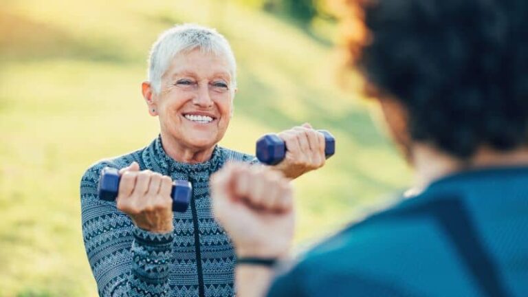 3 Ways To Keep Bones Healthy In Old Age